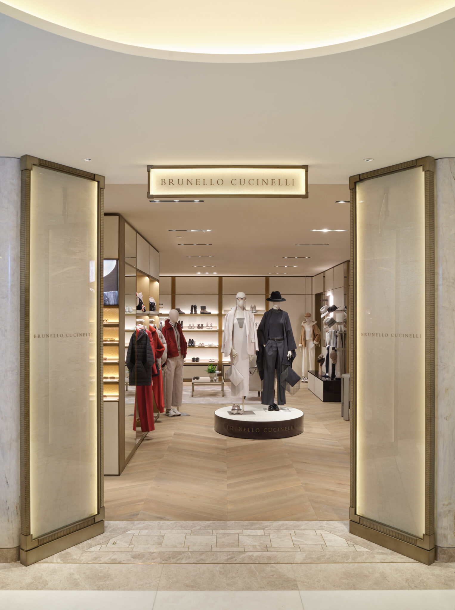 2024_11_14 - Harrods - Designer Collections Room 29785