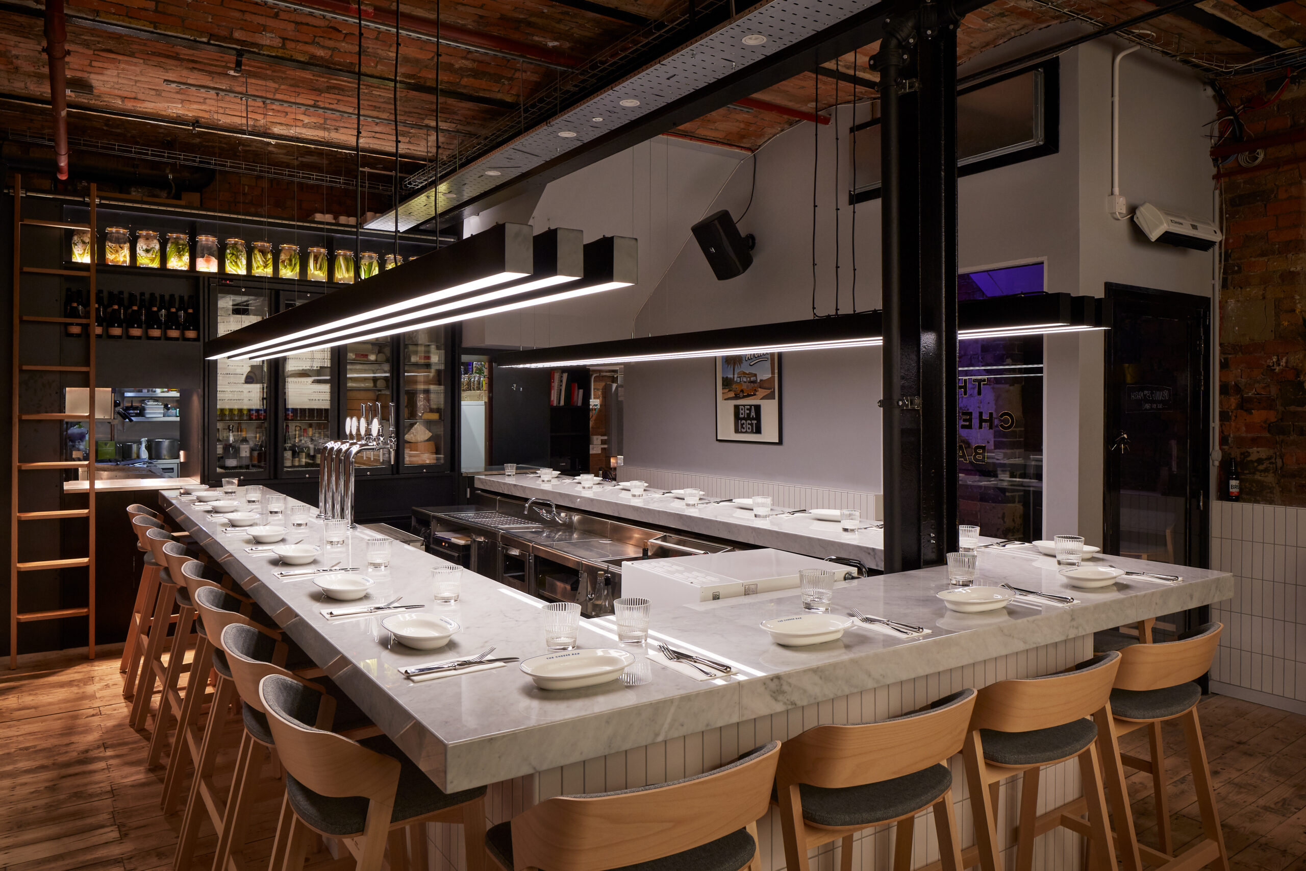 Kennedy-Woods_The-Cheese-Bar_HR0020